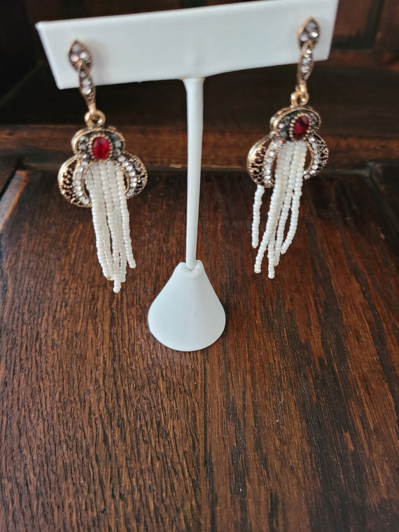 Garnet and Pearl Earrings - image 3