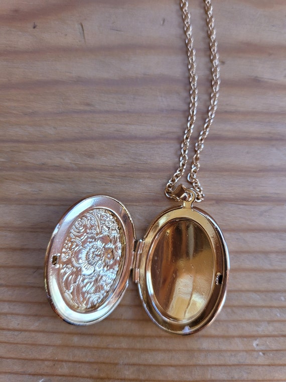 Floral Locket Necklace - image 6