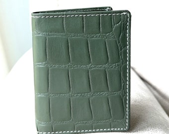 Handmade Real Leather Wallet for Men | Super Slim Leather Wallet | Crocodile Immitate Leather Wallet | Personalisable Leather Wallet