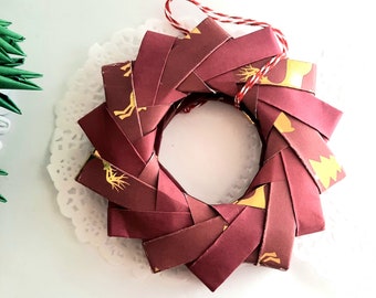 Origami Maroon Wreath , Christmas wreath, Christmas decoration, paper decorations Christmas, wreaths & door hangers, Christmas door wreaths