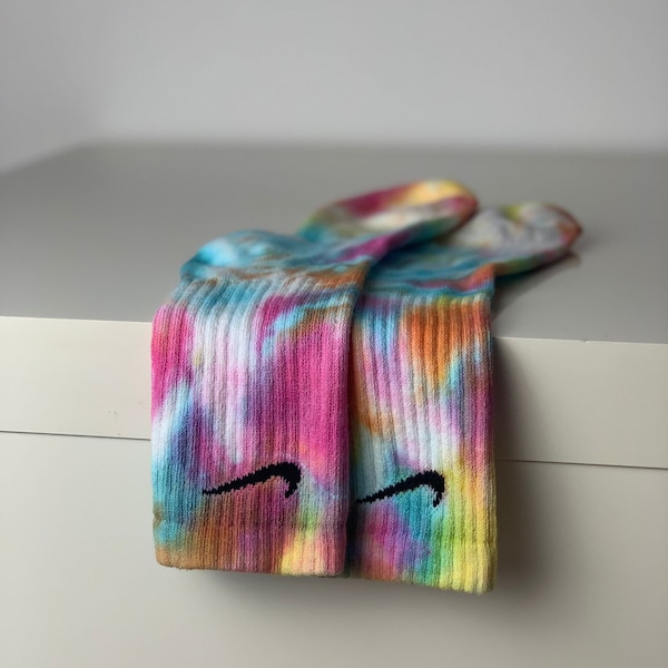 Socken tiedye Regenbogen Batik Strümpfe