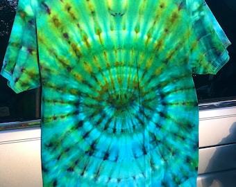 Cool tone ice dye tie-dye T-shirt