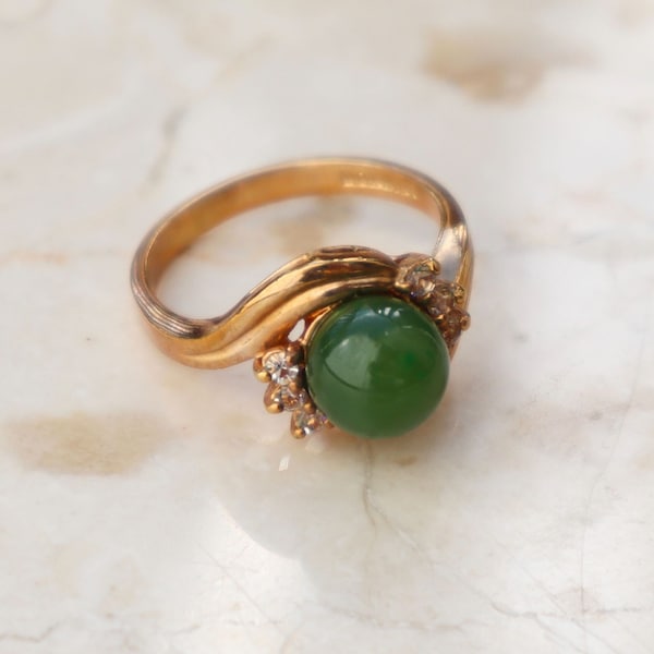 Vintage 18k Gold Electroplated Solitaire Jade & Clear CZ Stones Ring, Vintage Gold Plated Jade Ring, Vintage Jade Dolphin Ore Ring