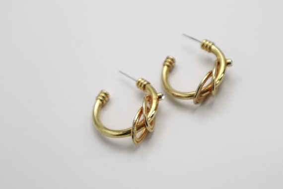 Vintage Gold Tone Interlocking Hoop Earrings, Gol… - image 8