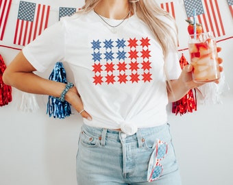 Patriotic Quilting Tee for Women, Americana Quilt Shirt, Flag Quilt Block Shirt, American Flag Tee, Patriotic Quilt Block, 4th of July