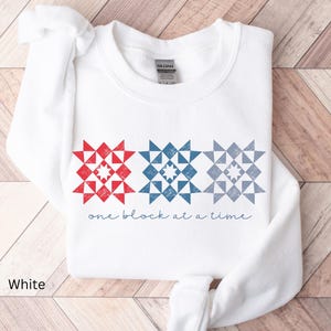 Red White and Blue Patriotic Quilt Block Sweatshirt for Women,  Quilting Sweatshirt by Dovetail Threads.  Gift fr Quilter