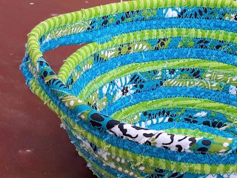 Serveware Basket With 6 Glass Bowl Insert & Integrated Etsy