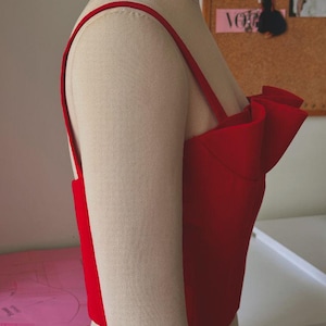 Topp med volang och byst PDF-sömnadsmönster XXS-3XL | US 0-20 Haute couture-mönster