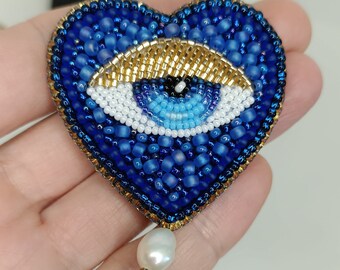 Evil eye brooch, Beaded brooch blue eye, Embroidered brooch heart with eye