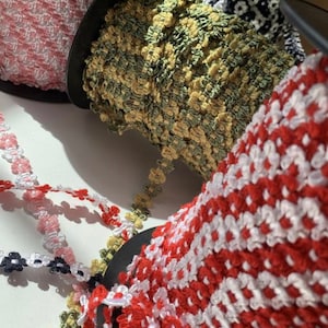 Vintage Novelty floral Passementerie trim fancy embellishment chain trim, 3 yards, .5&quot; wide Floral chain Ribbon, 2 yards (0124-747)