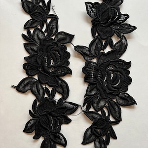 Set of 2 floral patch , floral appliqué, Rose appliqué, B27