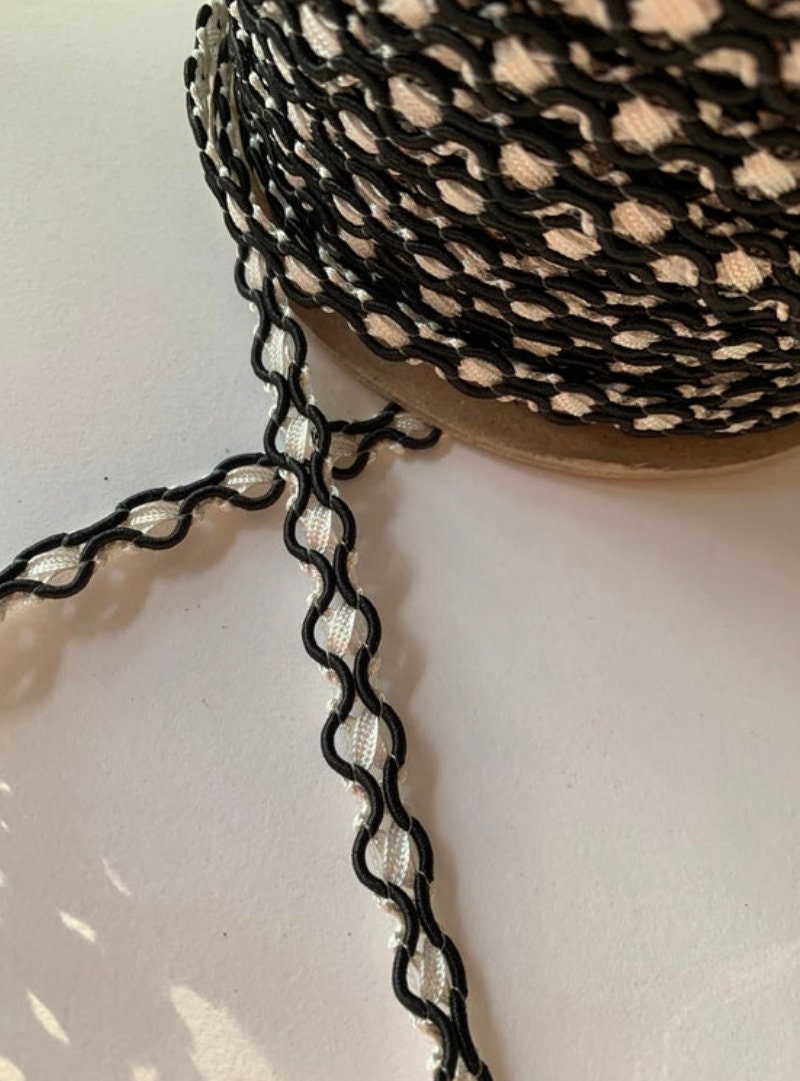 人気ブランド新作豊富 White and Black Novelty Middy Trim Novelty Vintage , Braid 帽子