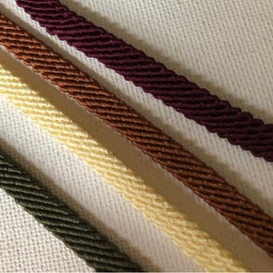 Vintage Rayon Twist Braid, Cord, Trim, Novelty Chinese braid 3 yards (545)