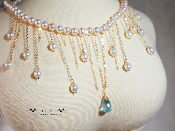 silver or gold jewelry with light blue dress Gold Jewelry Jewellery On Blue Gown Blue Cocktail Dress With Gold Heels