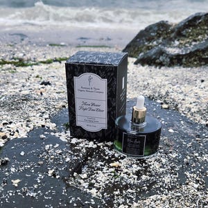 Moon Flower Night Elixir | Liquid Gold Face Oil | Anti-aging Serum | Luxurious Organic Skincare | Vegan image 13