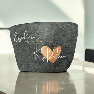 Erzieherin mit Herz | Erzieherin | Kosmetiktasche | Kulturtasche | Kollegin mit Herz | Hebamme mit Herz | Geschenk mit Name