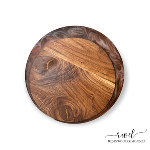 PERSONALIZED Handcrafted Wood Epoxy Resin Serving Board, Round Engraved Charcuterie Board Platter, Wedding, Engagement, Anniversary Gift