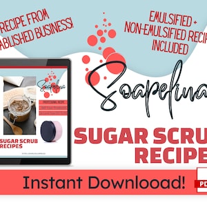 Puede incluir: Una tableta digital que muestra un libro electrónico de recetas de exfoliante de azúcar rosa y negro con el título "Soapelina Sugar Scrub Recipes". La portada del libro electrónico presenta un frasco de exfoliante de azúcar moreno y un pequeño frasco de exfoliante rosa. El texto "Recipe from Established Business!" está en la esquina superior izquierda de la imagen. El texto "Emulsified + Non-Emulsified Recipes Included" está en la esquina superior derecha de la imagen. El texto "Instant Download!" está en el centro inferior de la imagen. Un icono de PDF está en la esquina inferior derecha de la imagen.