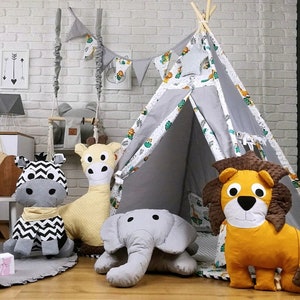 TEEPEE TENT WITH mat 4 animal cushion pillows a star pendant indoor/outdoor image 1