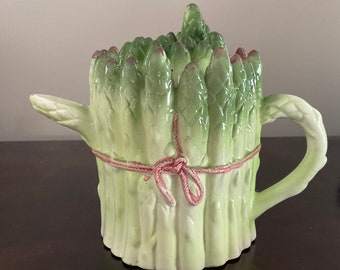 Vintage Asparagus Teapot, Retro Kitchen Decor