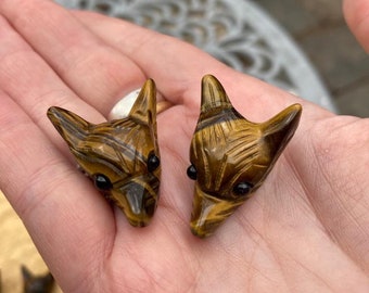 Tiger Eye Wolf Head Drilled Crystal Bead
