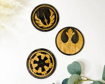 Incrustations d'aimants en bois fabriqués à la main inspirés de Star Wars | Jedi, Empire, symboles rebelles | Parfait pour le 4 mai !