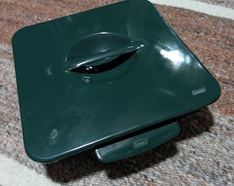 Vintage Coleman Enamel Dish | 9.5 inch Casserole Dish