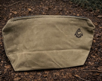 Campcraft Accessory Tote, Waxed Canvas bag, bushcraft fire kit ,toiletry bag, cosmetic carry all