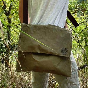 XL Waxed Canvas Haversack: Bushcraft Survival Shoulder Bag