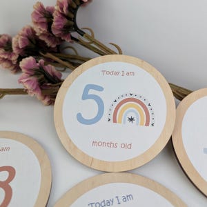 Juego de lindas tarjetas de hitos para niño y niña, discos de crecimiento mensual del bebé, números de madera para el primer año, baby shower, regalo para nuevos padres, accesorios fotográficos para recién nacidos.