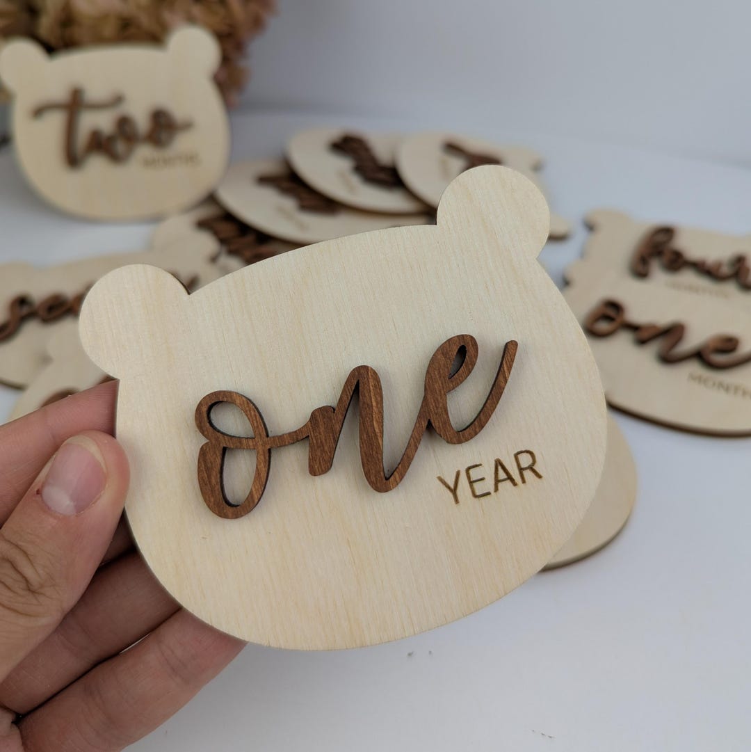 Set of 12 Cute Bear Milestone Cards Monthly Baby Growth Disks Wooden ...