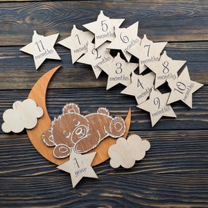 Tarjetas de hitos de oso personalizadas Discos de crecimiento mensual del bebé Recuerdos de madera Lindo juego de números de animales Tarjetas del primer año Regalo para recién nacidos Accesorios fotográficos