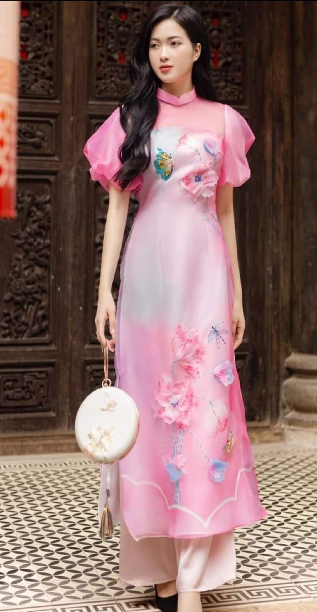 Vietnamese Dress Ao Dai Cach Tan Dress Design Modern Pink Ao Dai Tet ...