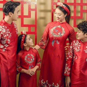 Vietnamese dress Ao Dai cach tan modern dress new style tet new red