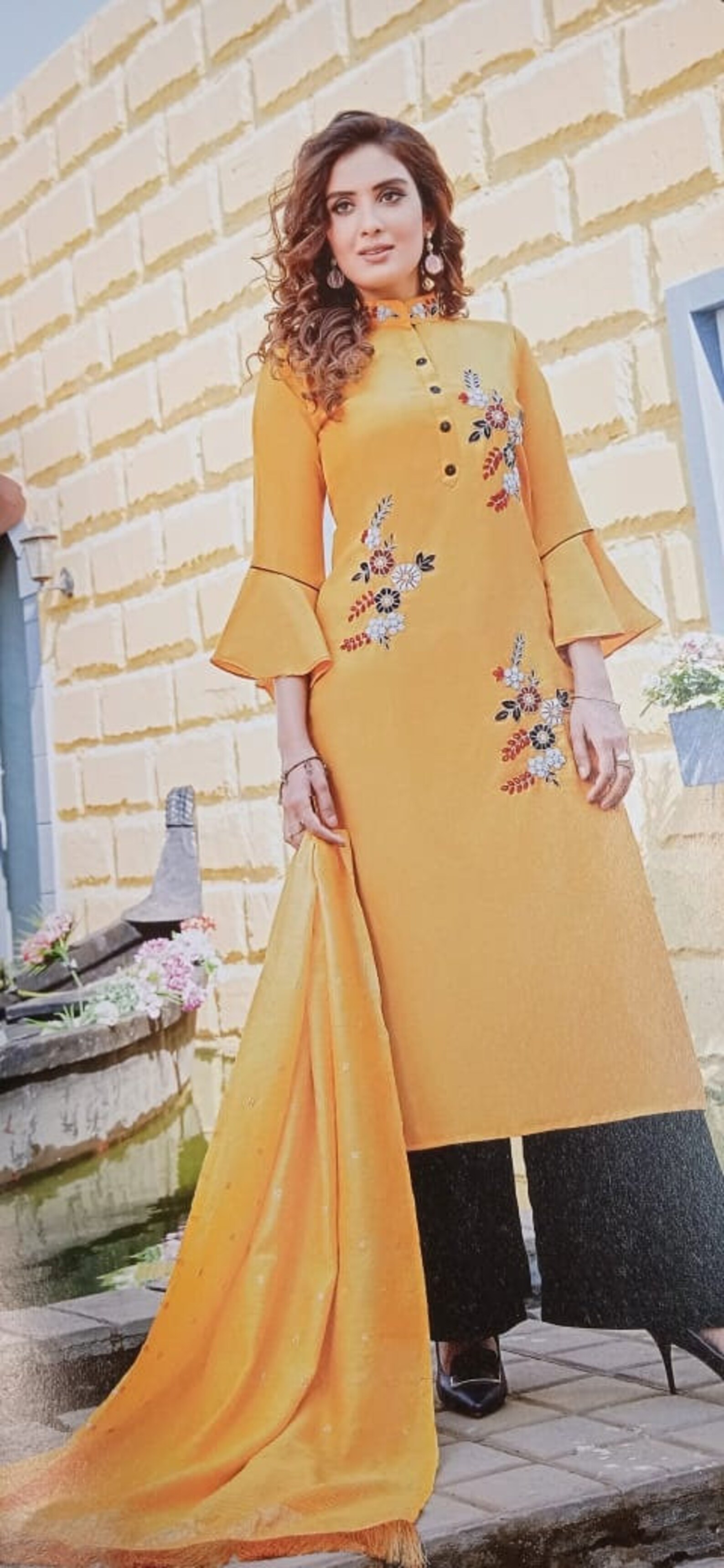 myra cotton suit