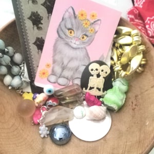 Goblin treasure, Crow confetti, Crowcore giftbox, Corvidcore, Crow mystery bag, Found objects lot, Gremlincore, Goblin gift bag, Trinket mix