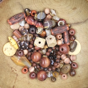 Brown bead mix, 4 oz Single color mixed bead soup for jewelry making, Bulk bead lot by color, Loose beads for jewelry making, Bead destash