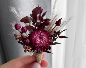 Dried flower boutonniere for burgundy wedding, ,Burgundy boutonniere, Boho Rustic wedding boutonniere,  Groom & Groomsmen,  Fall wedding