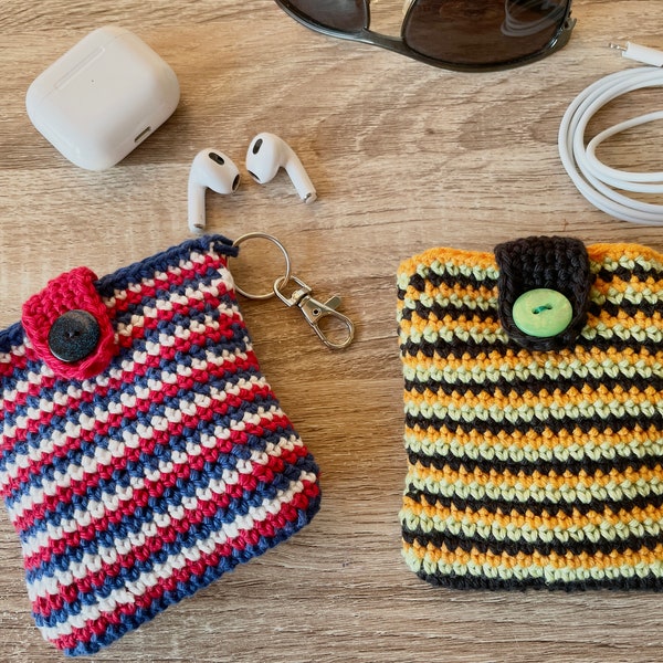 Small bag for children  carrying your EarPods, keys, money handsfree.   Stripy crochet cotton with a magnetic fastening. Choice of 2 colours