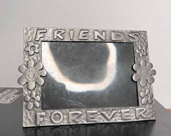 Vintage Retro Y2K Friends Forever Metal Frame, Retro Daisy, Gallery Wall , Happy Faces