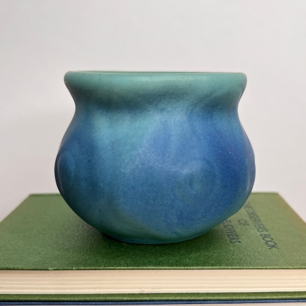 Vintage Van Briggle Pottery Tulip Vases, Blue/Turquoise Vase, Art Vases, Vintage Pottery, Colorado Springs Art