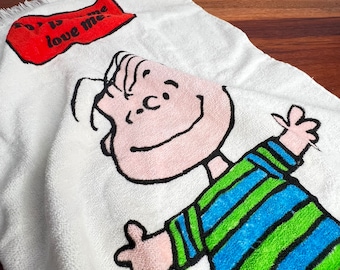 Vintage 1971 Stevens Fabric Charlie Brown Hand Towel, Bathroom Towel, To Know Me is to Love Me, Peanut