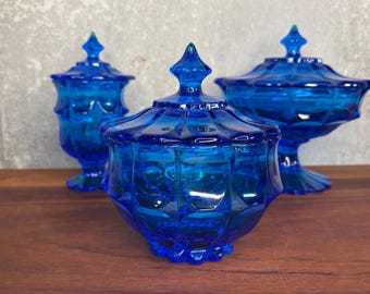 Dulcera o tarro para puros Fenton Colonial Blue Valencia vintage, cristal transparente, Fenton Art Glass.