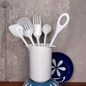 Vintage Rosti Denmark Melamine Kitchen Utensil Set: MCM Decor