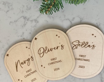 Personalised My First Christmas Plaque | Baby's First Xmas Photo Prop | 10x13cm | Wooden Oval Disc | Engraved Disc