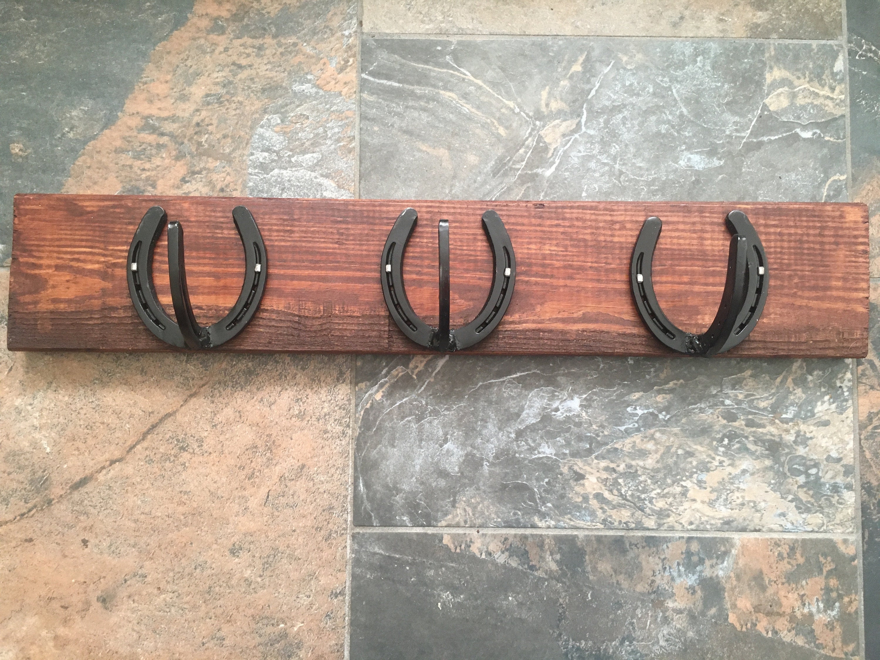 horse shoe coat rack