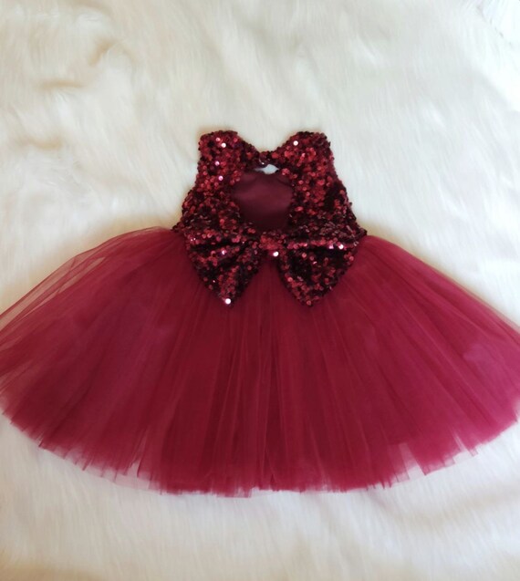 Burgundy Vintage Off Shoulder Flower Girl Red Ballgown Dress For Birthday  Parties, Communion, And Pageants 2021 Collection Style 260z From Yier63,  $59.5 | DHgate.Com