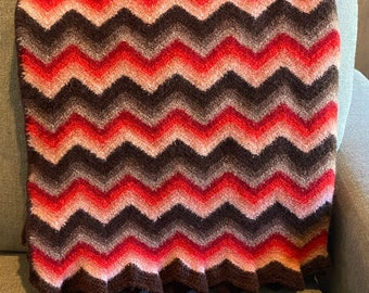 Beautiful VINTAGE Handmade WOOL Crochet Lap Blanket/ Throw/ Afghan- MCM Fall Colors