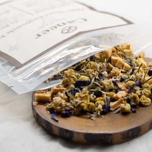 Cancer Tea Blend | Apple, Butterfly Pea Flower, & Spearmint Chamomile Tea Blend | Astrology Tea Blend | Sleepytime Tea Blend