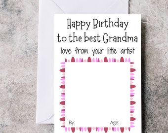 Op de afbeelding: Een witte kaart met een roze en rode rand. De kaart zegt "Happy Birthday to the best Grandma love from your little artist". Er zijn lege vakjes voor het kind om zijn naam en leeftijd in te vullen.